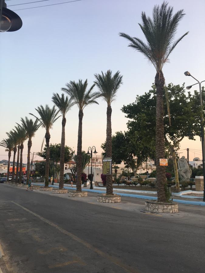 Bivalvia Beach Plus Faliraki Bagian luar foto