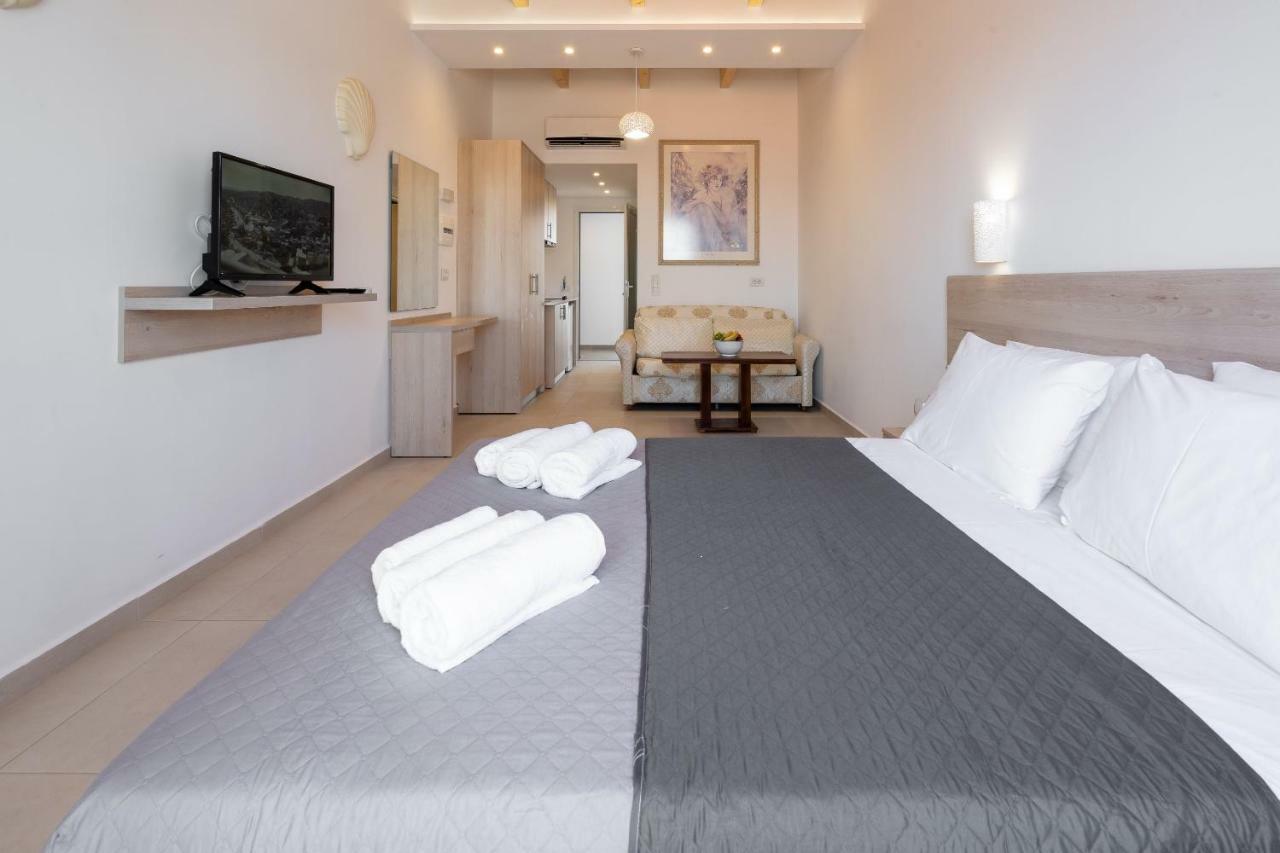 Bivalvia Beach Plus Faliraki Bagian luar foto