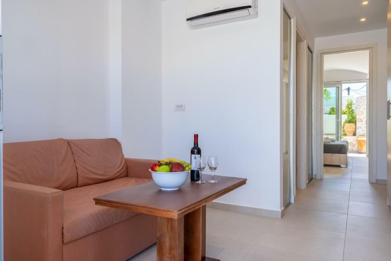 Bivalvia Beach Plus Faliraki Bagian luar foto